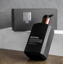 Load image into Gallery viewer, Hunter Lab Invigorating Shampoo 550ml