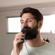 Load image into Gallery viewer, Wahl Precision Ear, Nose & Brow Battery Trimmer