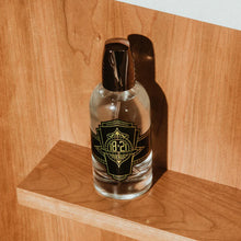 Load image into Gallery viewer, 18.21 Noble Oud Spirits Perfume 100 ml