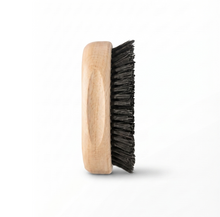 Load image into Gallery viewer, Above The Collar Fundamental 07 - Beard Brush