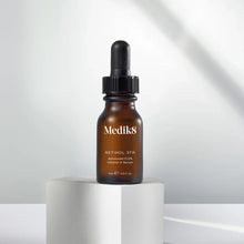 Load image into Gallery viewer, Medik8 Retinol 3TR Serum 15ml