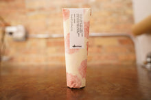 Load image into Gallery viewer, Davines Medium Hold Pliable Paste 125ml