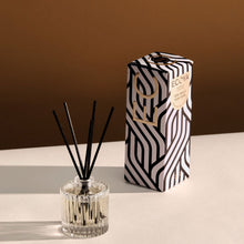 Load image into Gallery viewer, ECOYA Mini Celebration Diffuser 50ml - White Musk &amp; Warm Vanilla