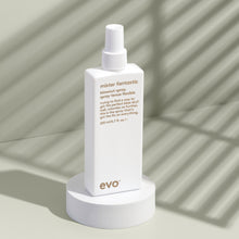 Load image into Gallery viewer, Evo Mister Fantastic Texture Blowout Spray 200ml