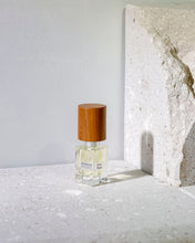Load image into Gallery viewer, Nasomatto Silver Musk Sample