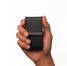 Load image into Gallery viewer, Above The Collar Fundamental 14 - Manicure Set
