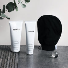 Load image into Gallery viewer, Medik8 Smooth Body Exfoliating Trio Kit
