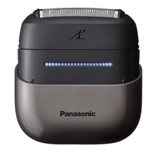 Load image into Gallery viewer, Panasonic 3-Blade Wet &amp; Dry Compact Electric Shaver - Black