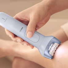 Load image into Gallery viewer, Philips Epilator Series 8000 BRE708/00
