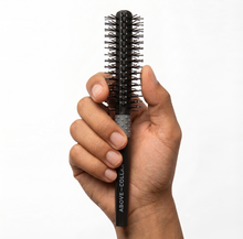 Load image into Gallery viewer, Above The Collar Fundamental 06 - Quiff Roller