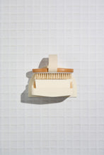 Load image into Gallery viewer, SHELFEE Silicone Soap Dish