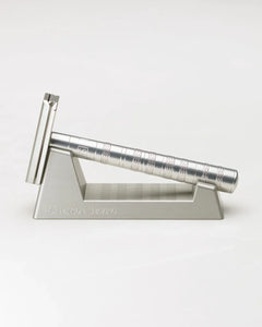 Henson Shaving Razor Stand