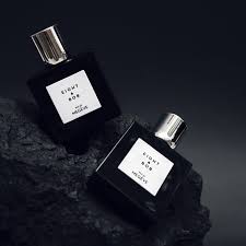 Eight & Bob Nuit De Megeves Sample