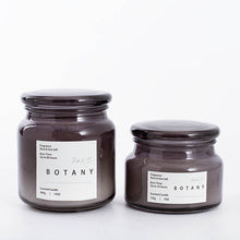 Load image into Gallery viewer, Koch &amp; Co Rose &amp; Sea Salt Scented Candle 400g