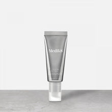 Load image into Gallery viewer, Medik8 Crystal Retinal 1 Night Serum 30ml