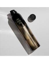 Load image into Gallery viewer, Oribe Free Styler Working Hair Spray 300ml